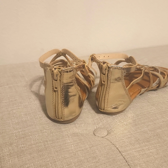 Art Class Silver and Gold Sandals- Size 13 - Picture 3 of 6